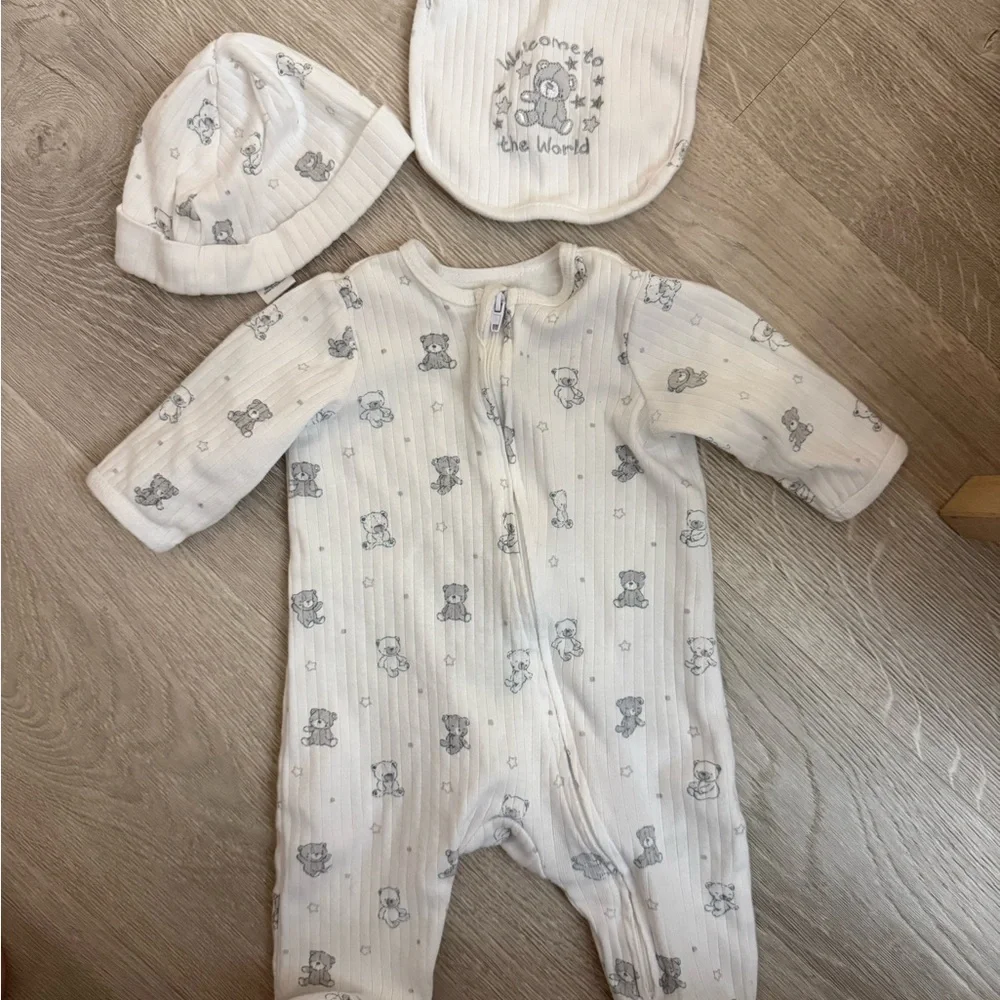 NWOT Little Me Teddy Sleeper Set